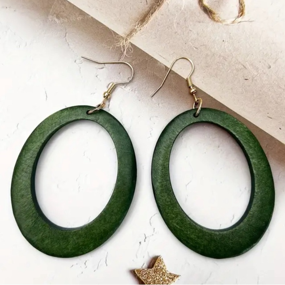 green earrings wooden new! accessories